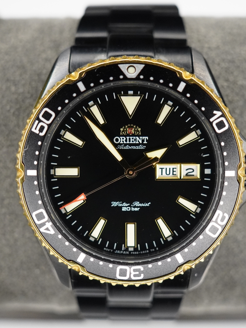 Orient Kamasu RA-AA0005B Automatic Black Gold-Tone Day-Date Men's Watch